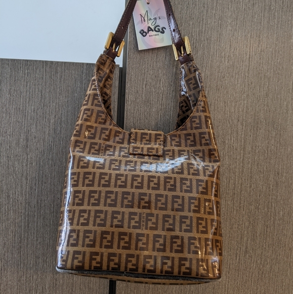 Fendi: Vinyl PVC Monogram FF Plate Baguette - Picture 15 of 17